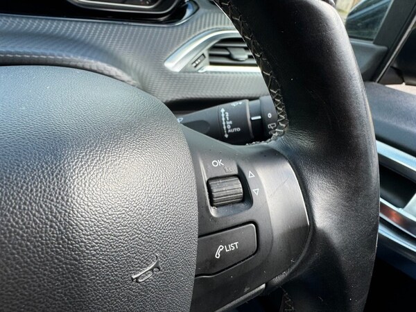 Used Peugeot 2008 2016 for sale - 76202856: Photo 17