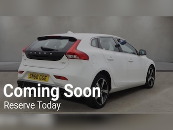 Used Volvo V40 2018 for sale - 79122270: Photo