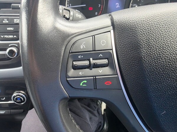 Used Hyundai i20 2017 for sale - 75613078: Photo 11
