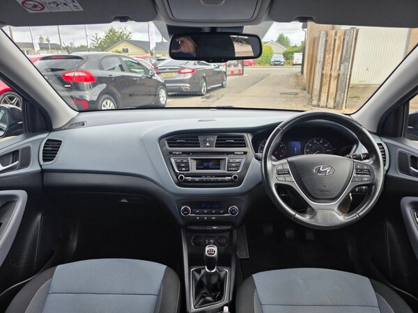 Used Hyundai i20 2017 for sale - 75613078: Photo 9