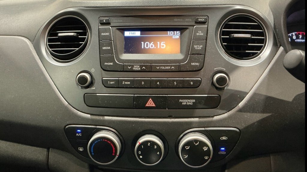 Used Hyundai i10 2017 for sale - 77470591: Photo 10