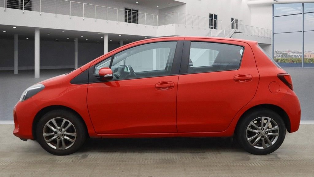 Used Toyota Yaris 2015 for sale - 77981565: Photo 12