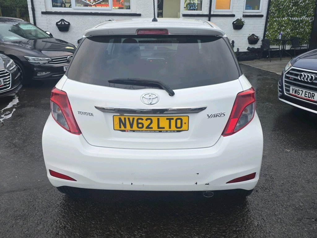 Used Toyota Yaris 2012 for sale - 77890942: Photo 5