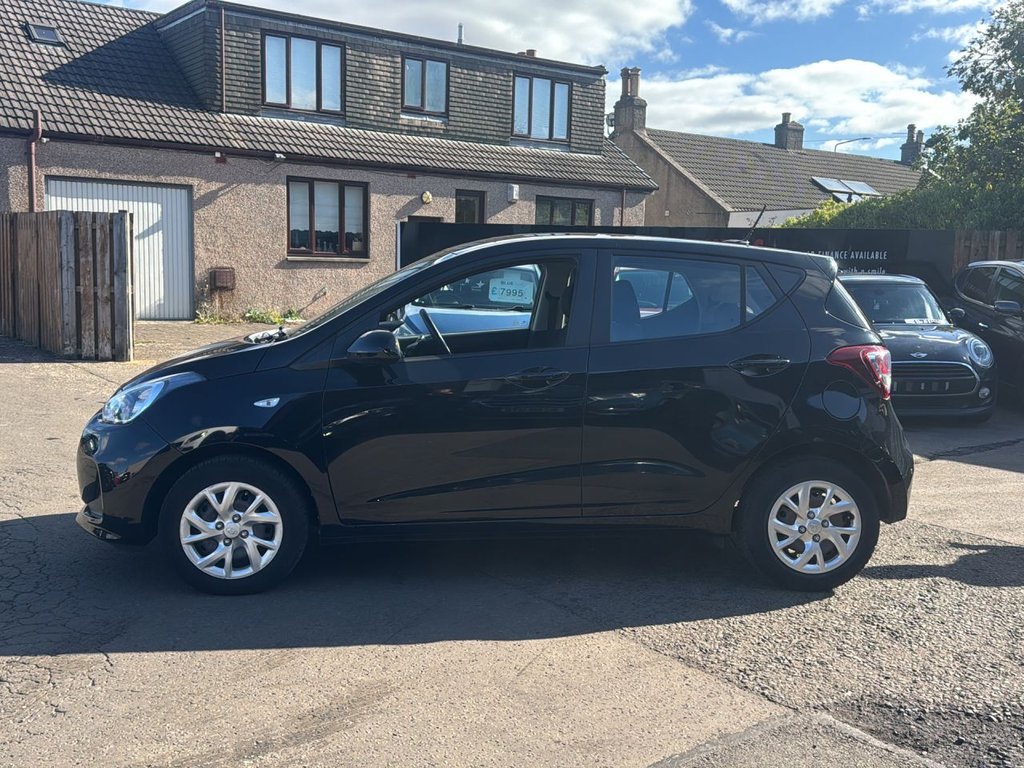 Used Hyundai i10 2017 for sale - 75937739: Photo 3