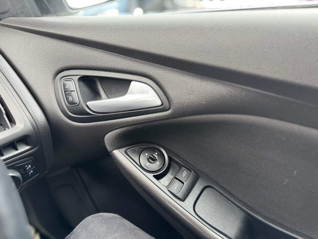 Used Ford Focus 2016 for sale - 78016857: Photo 23