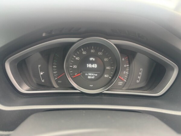 Used Volvo V40 2014 for sale - 75659912: Photo 13