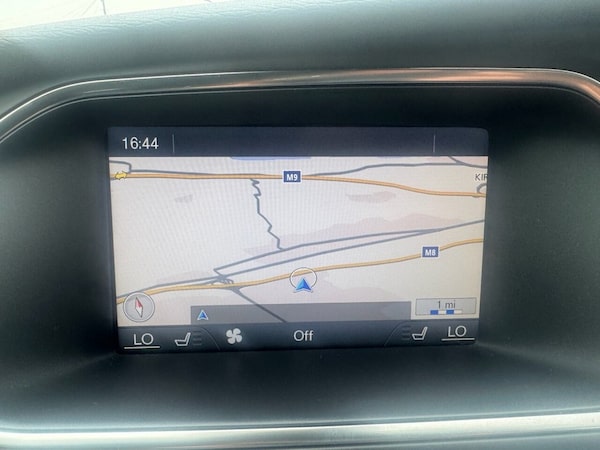 Used Volvo V40 2014 for sale - 75659912: Photo 19