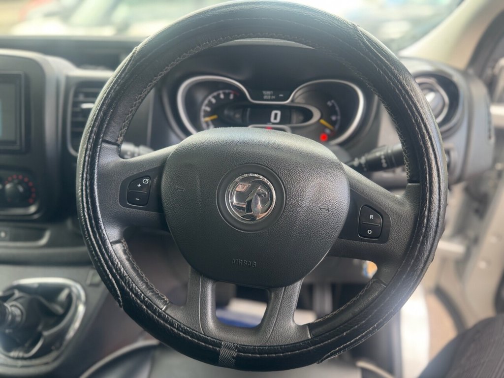 Used Vauxhall Vivaro 2017 for sale - 76081149: Photo 11