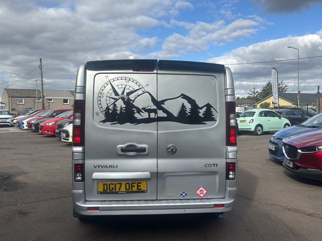 Used Vauxhall Vivaro 2017 for sale - 76081149: Photo 6