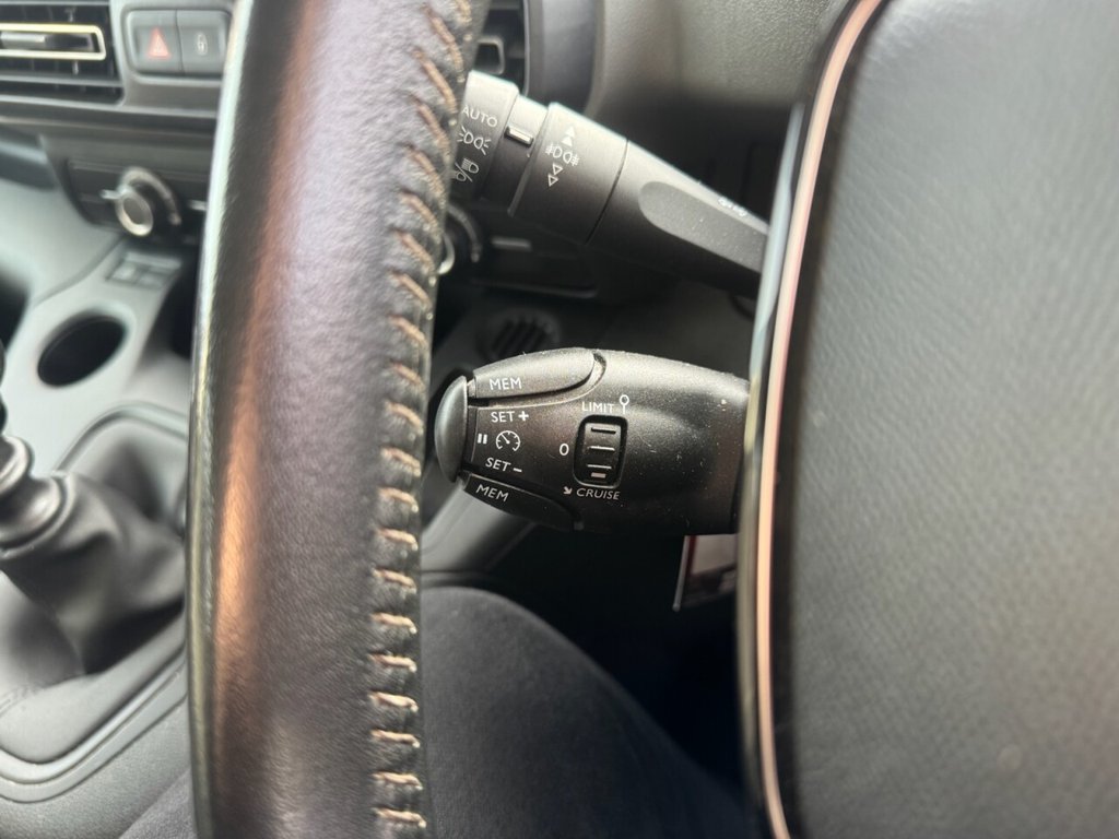 Used Peugeot Rifter 2019 for sale - 77609321: Photo 27