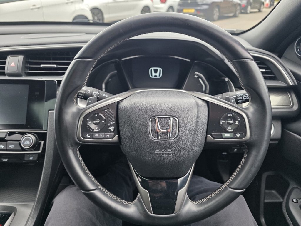 Used Honda Civic 2017 for sale - 76773006: Photo 12