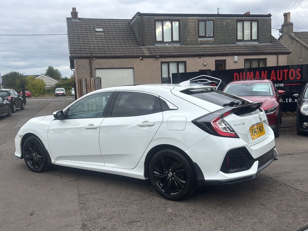 Used Honda Civic 2017 for sale - 76773006: Photo 5