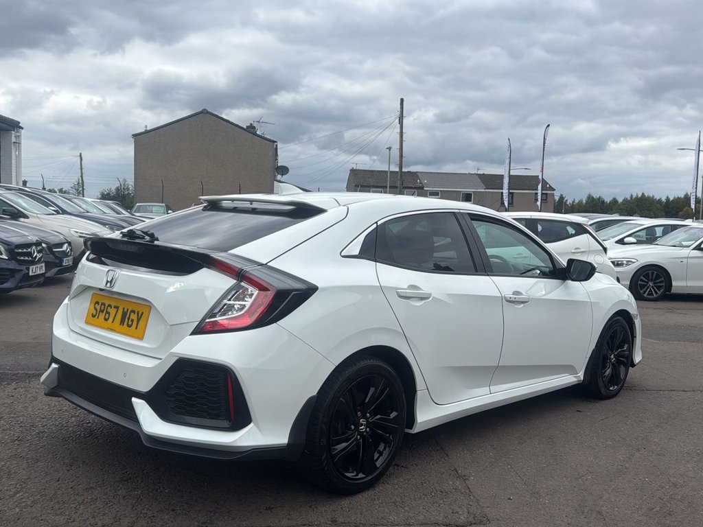 Used Honda Civic 2017 for sale - 76773006: Photo 7