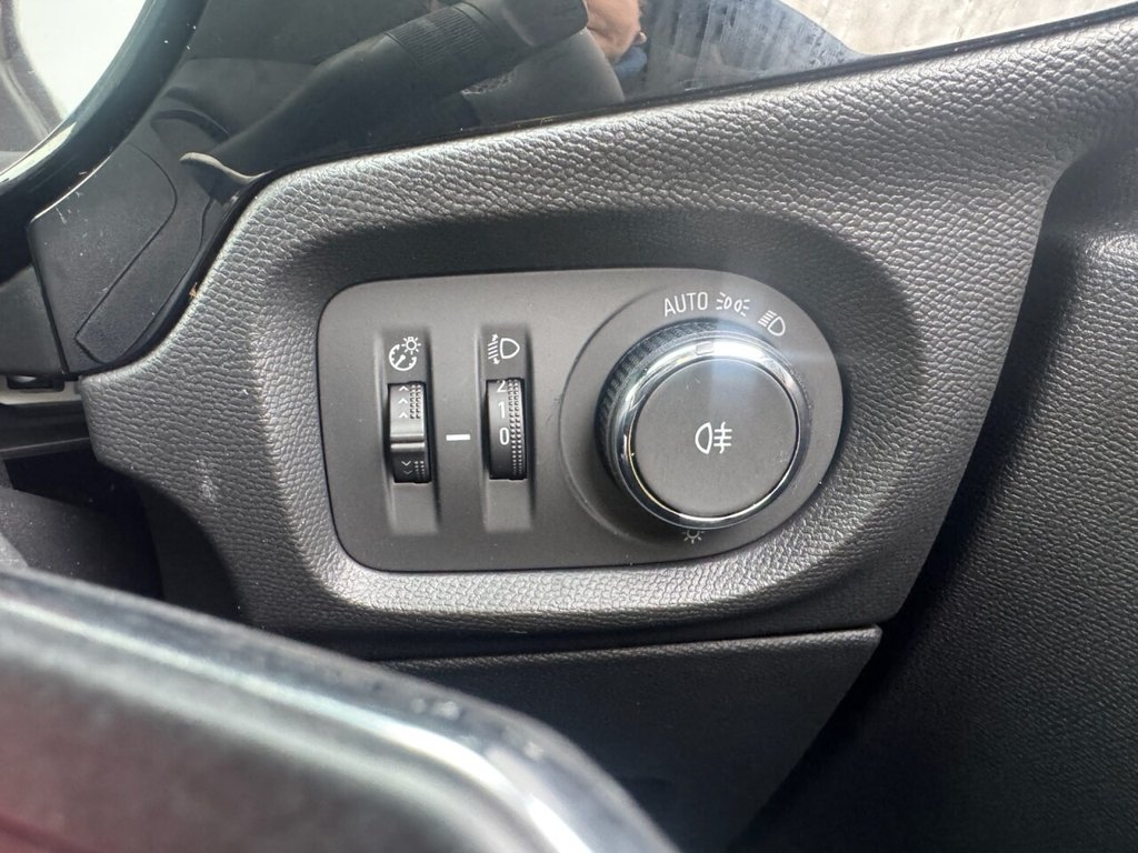 Used Vauxhall Corsa 2023 for sale - 77642672: Photo 20