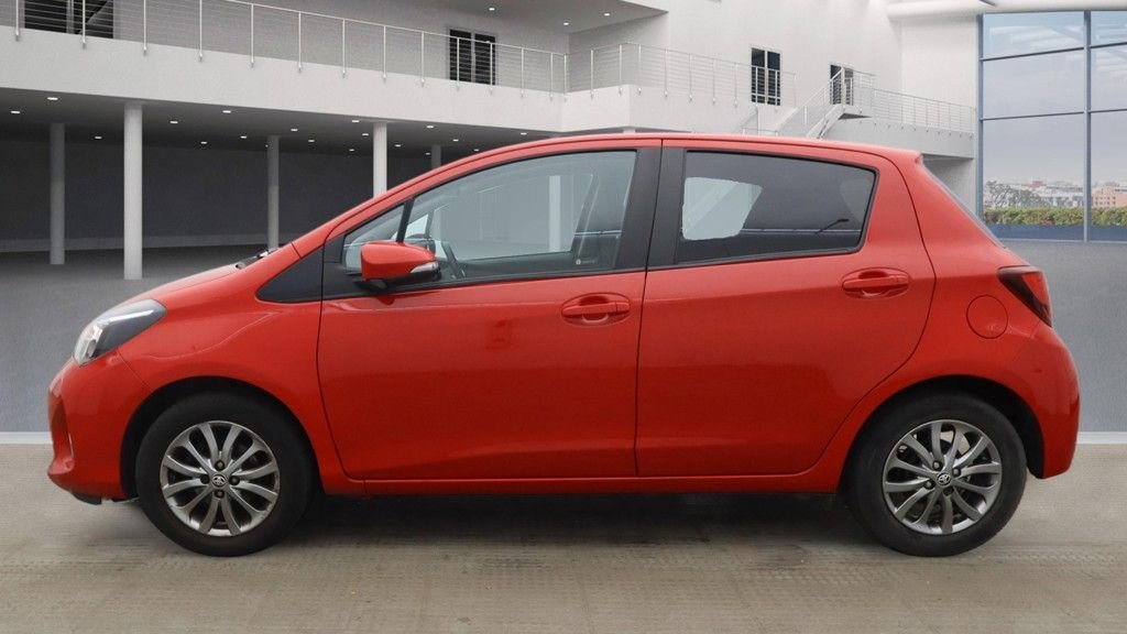 Used Toyota Yaris 2017 for sale - 77981592: Photo 12