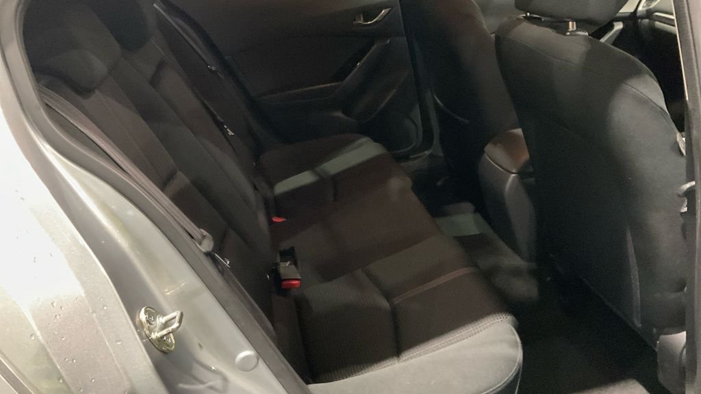 Used Mazda Mazda3 2017 for sale - 77557902: Photo 9