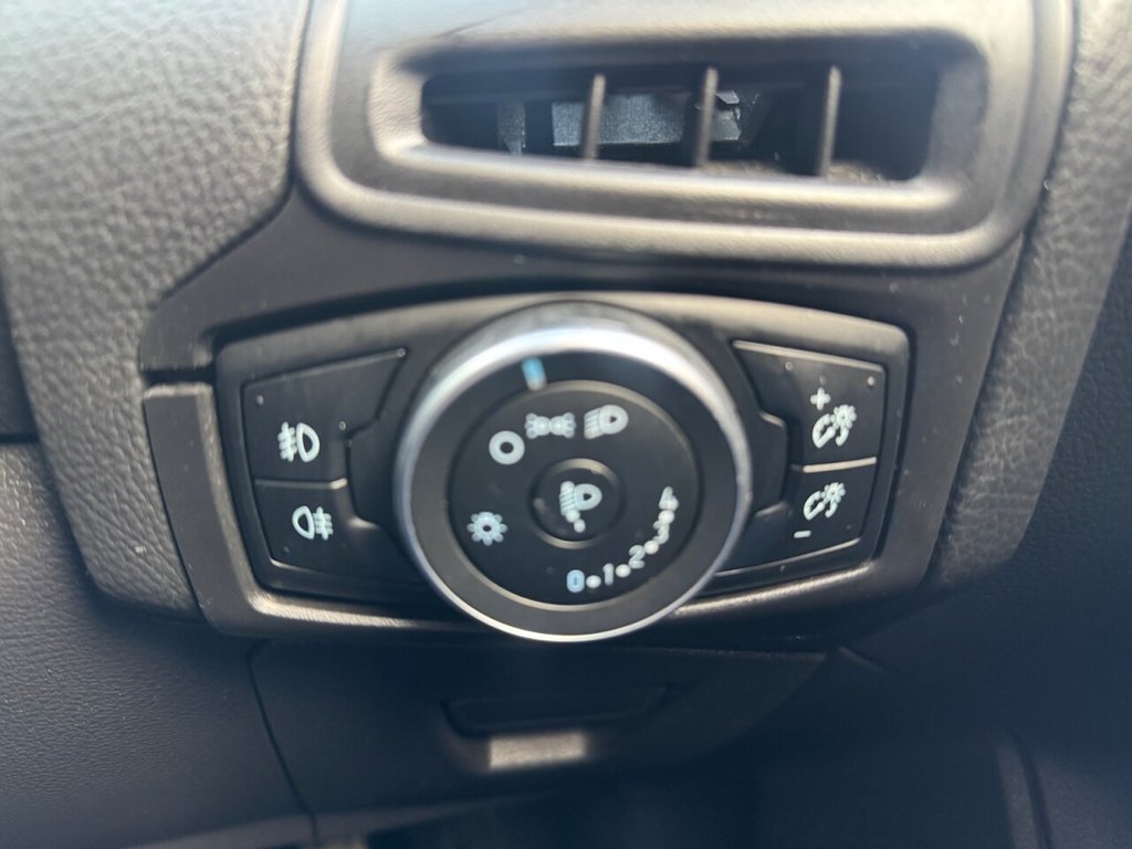 Used Ford Focus 2016 for sale - 76768280: Photo 18