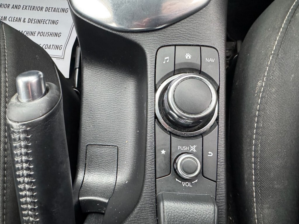 Used Mazda Mazda2 2015 for sale - 78056189: Photo 15