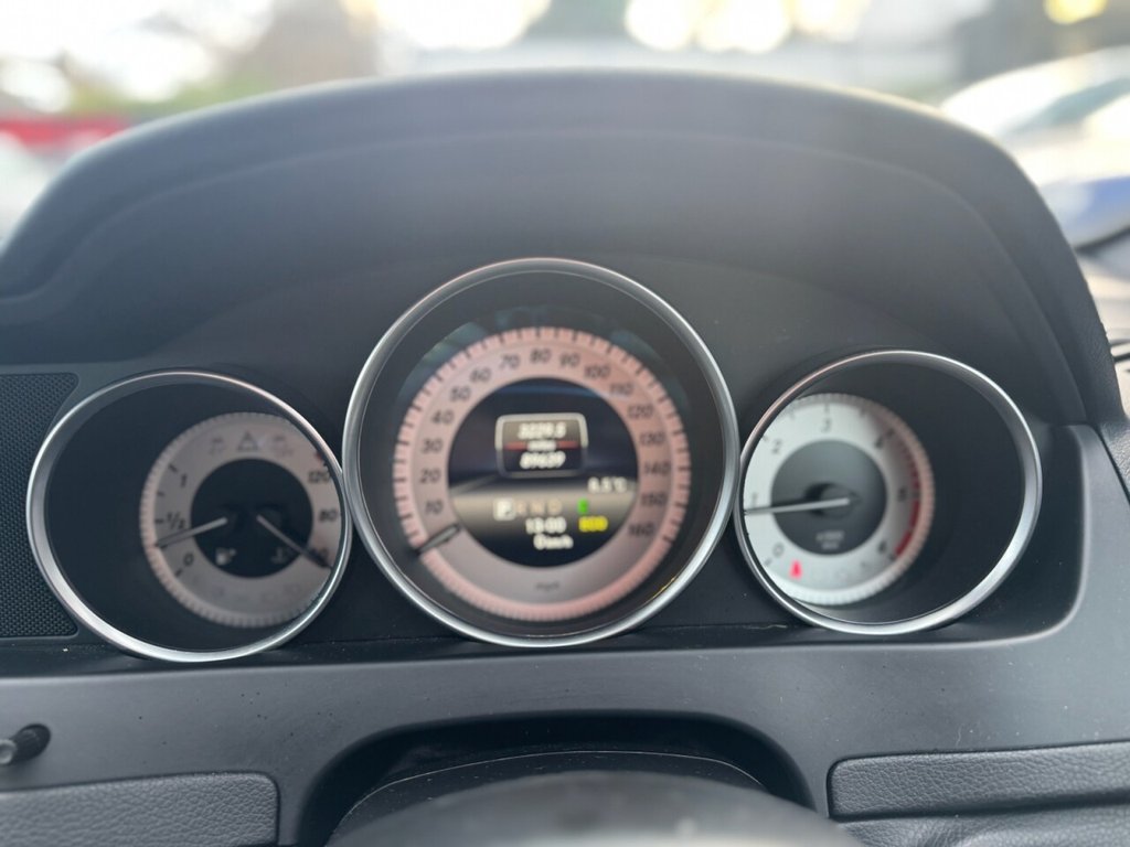 Used Mercedes-Benz C Class 2013 for sale - 77263310: Photo 15