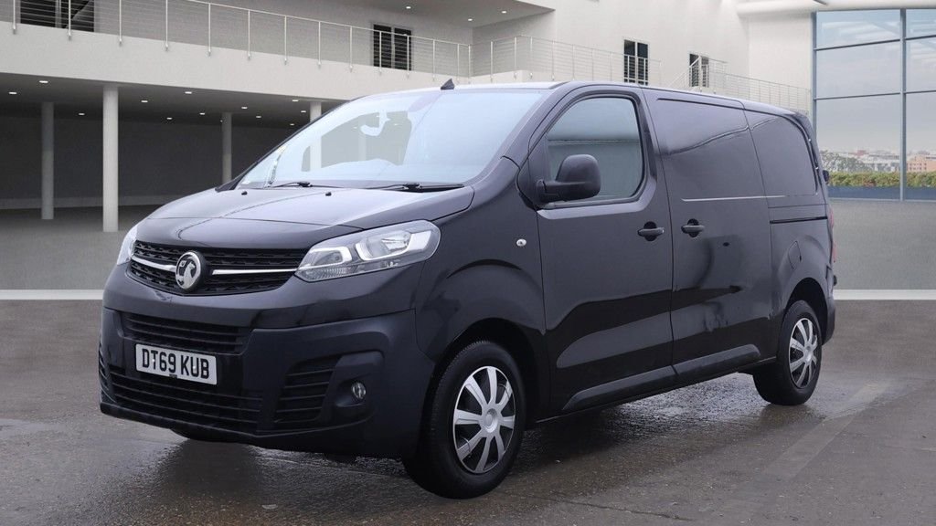 Used Vauxhall Vivaro 2020 for sale - 76527178: Photo 2