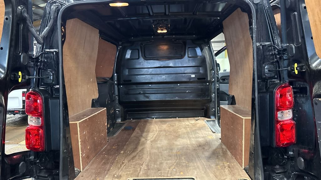 Used Vauxhall Vivaro 2020 for sale - 76527178: Photo 7