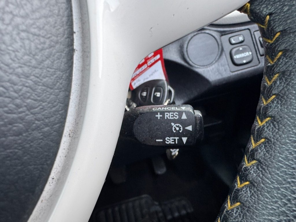 Used Toyota Yaris 2014 for sale - 77643016: Photo 18