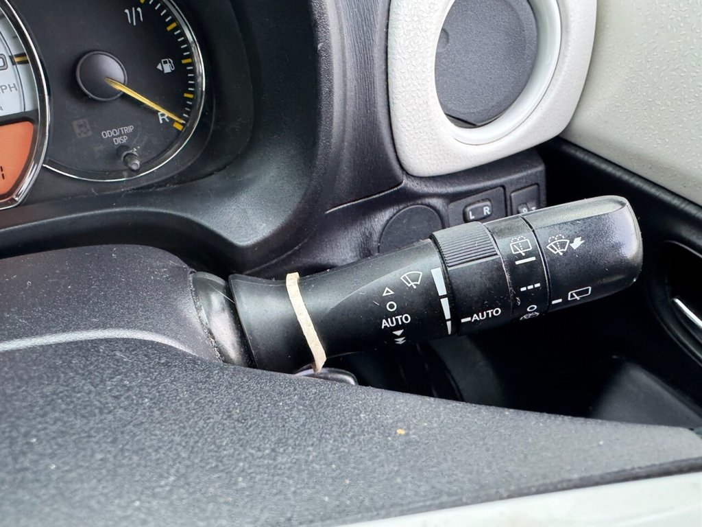 Used Toyota Yaris 2014 for sale - 77643016: Photo 21