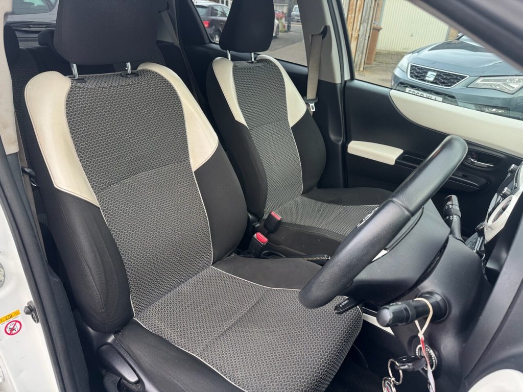 Used Toyota Yaris 2014 for sale - 77643016: Photo 9