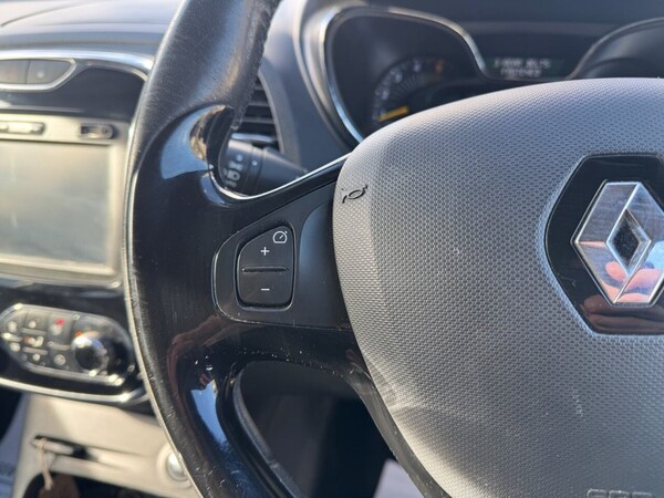 Used Renault Captur 2015 for sale - 75752527: Photo 16