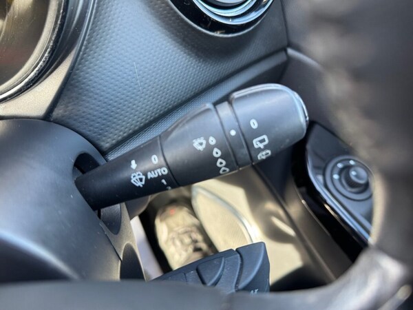 Used Renault Captur 2015 for sale - 75752527: Photo 18