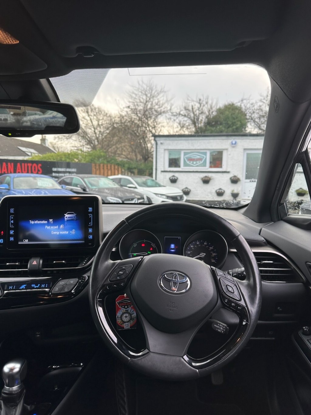 Used Toyota C-HR 2018 for sale - 76797824: Photo 12