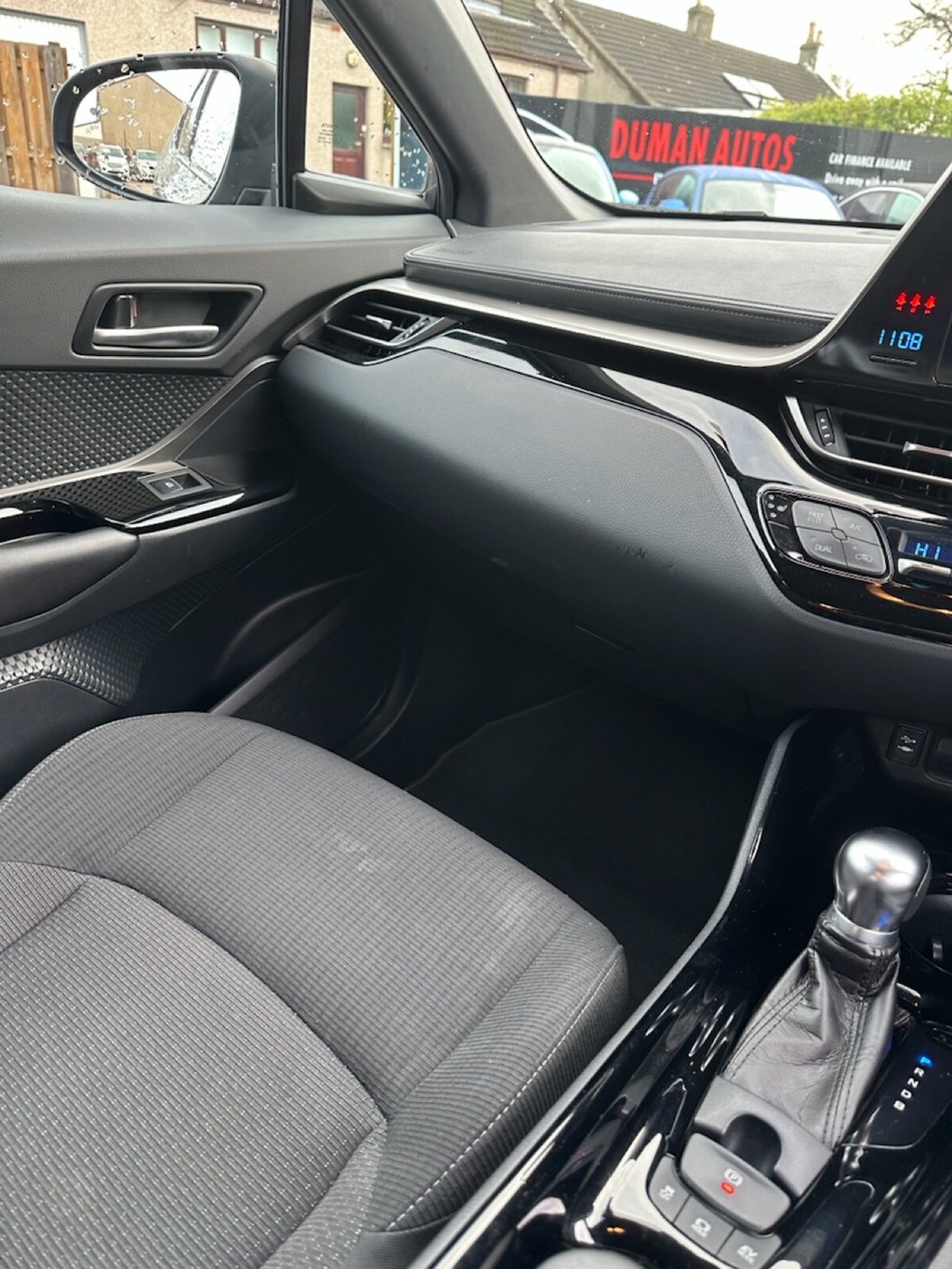 Used Toyota C-HR 2018 for sale - 76797824: Photo 13
