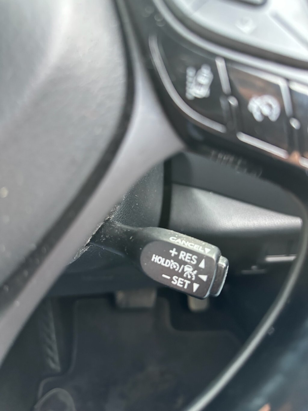 Used Toyota C-HR 2018 for sale - 76797824: Photo 17