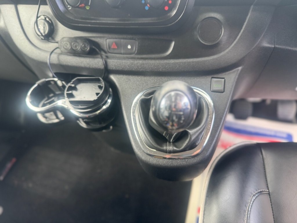 Used Vauxhall Vivaro 2017 for sale - 77507166: Photo 13