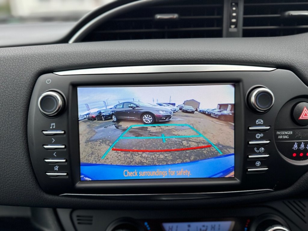 Used Toyota Yaris 2017 for sale - 77442305: Photo 15