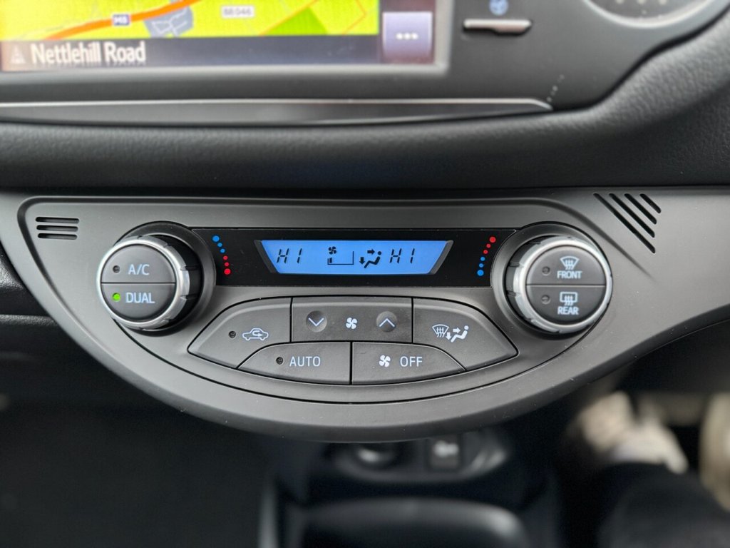 Used Toyota Yaris 2017 for sale - 77442305: Photo 18