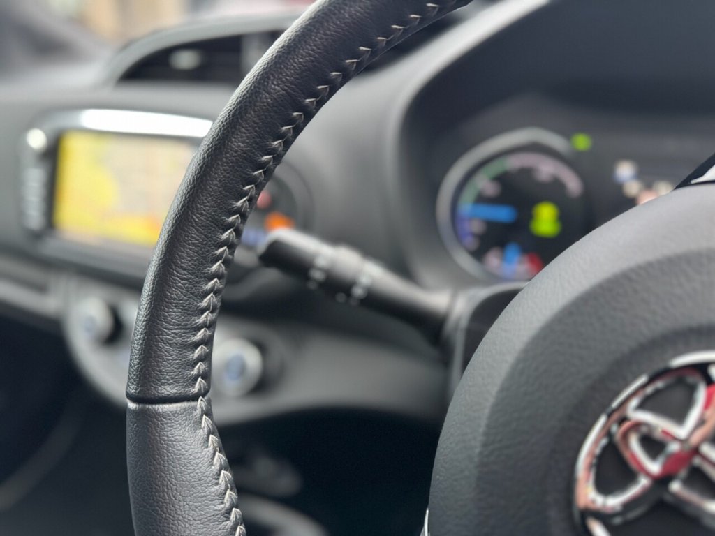 Used Toyota Yaris 2017 for sale - 77442305: Photo 22