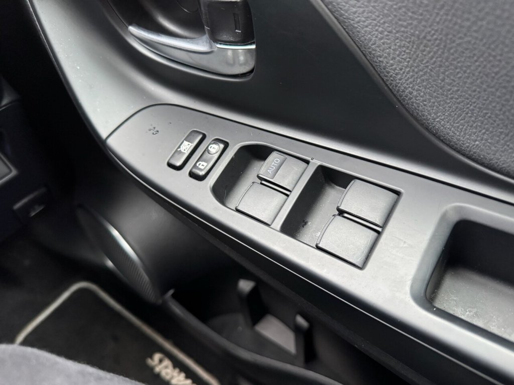 Used Toyota Yaris 2017 for sale - 77442305: Photo 29