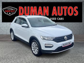 Used Volkswagen T-Roc 2018 for sale - 79764597: Photo