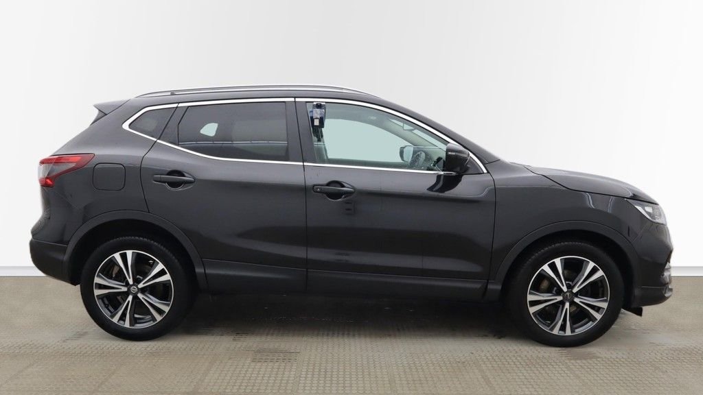 Used Nissan Qashqai 2017 for sale - 76941580: Photo 13