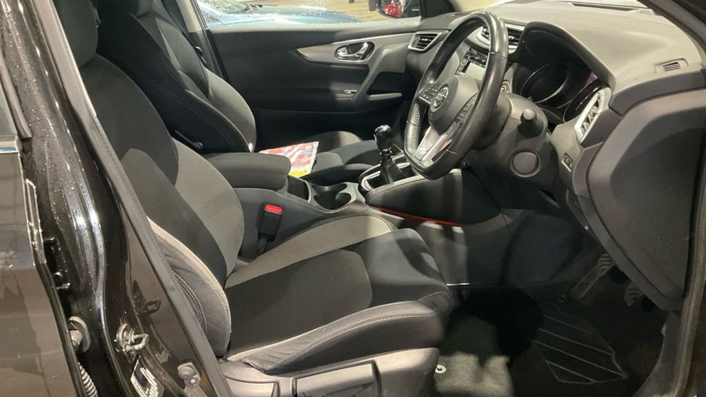 Used Nissan Qashqai 2017 for sale - 76941580: Photo 15