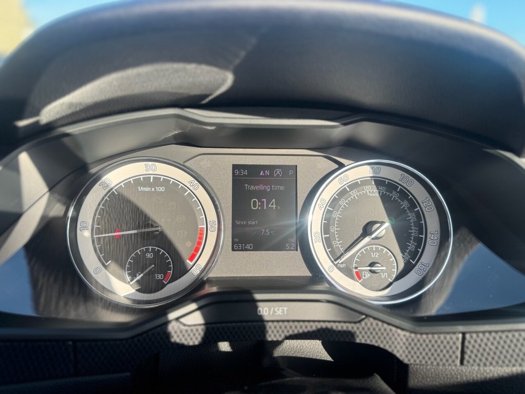 Used Skoda Superb 2018 for sale - 77499111: Photo 14