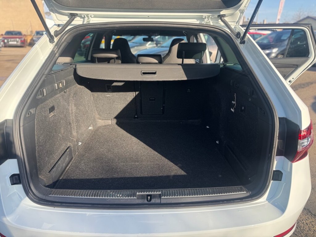 Used Skoda Superb 2018 for sale - 77499111: Photo 32