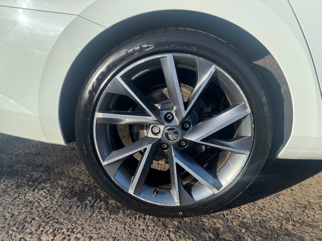 Used Skoda Superb 2018 for sale - 77499111: Photo 35