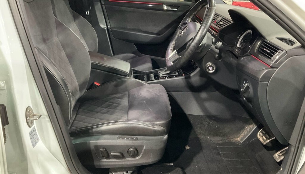 Used Skoda Superb 2018 for sale - 77499111: Photo 9