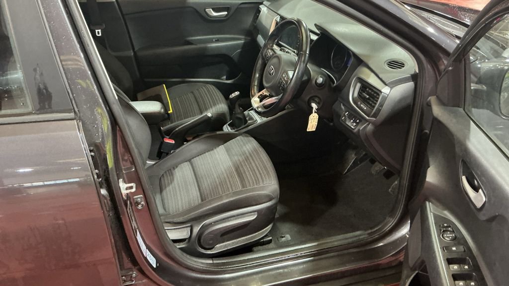 Used Kia Stonic 2018 for sale - 77734662: Photo 9