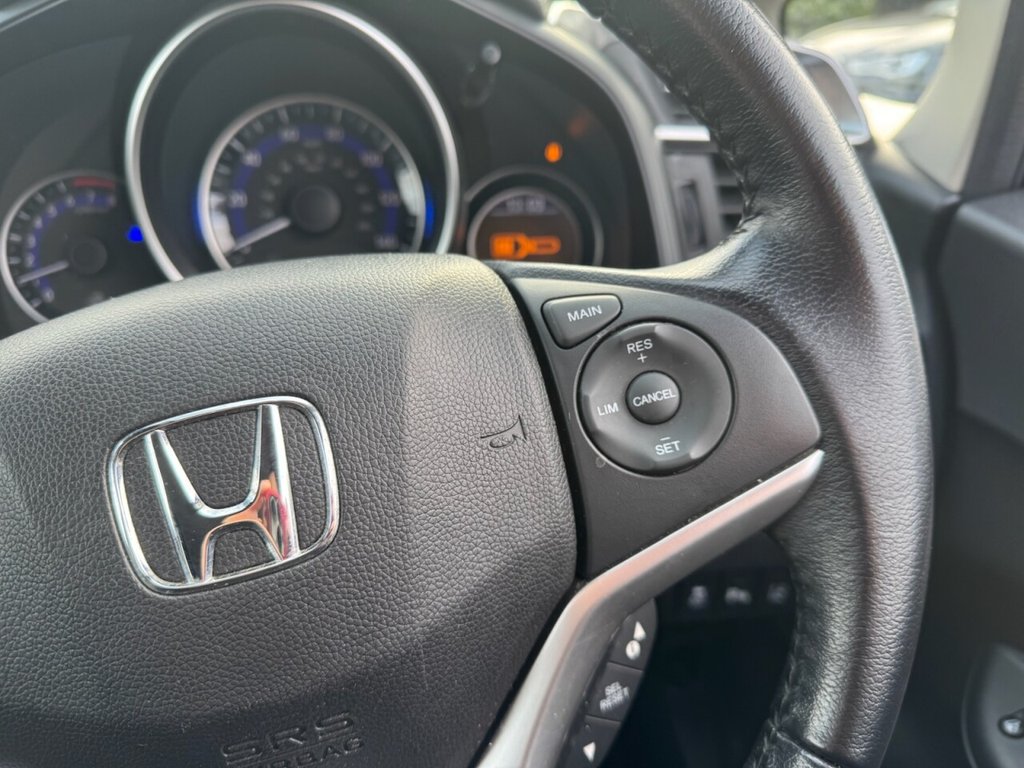 Used Honda Jazz 2016 for sale - 77534497: Photo 30