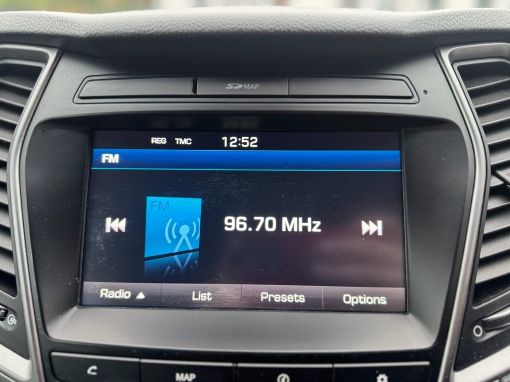 Used Hyundai Santa Fe 2016 for sale - 77507583: Photo 15