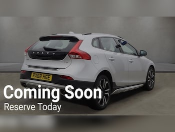 Used Volvo V40 Cross Country 2018 for sale - 77276284: Photo