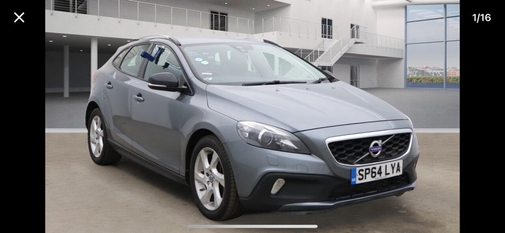 Used Volvo V40 2014 for sale - 76132678: Photo 1